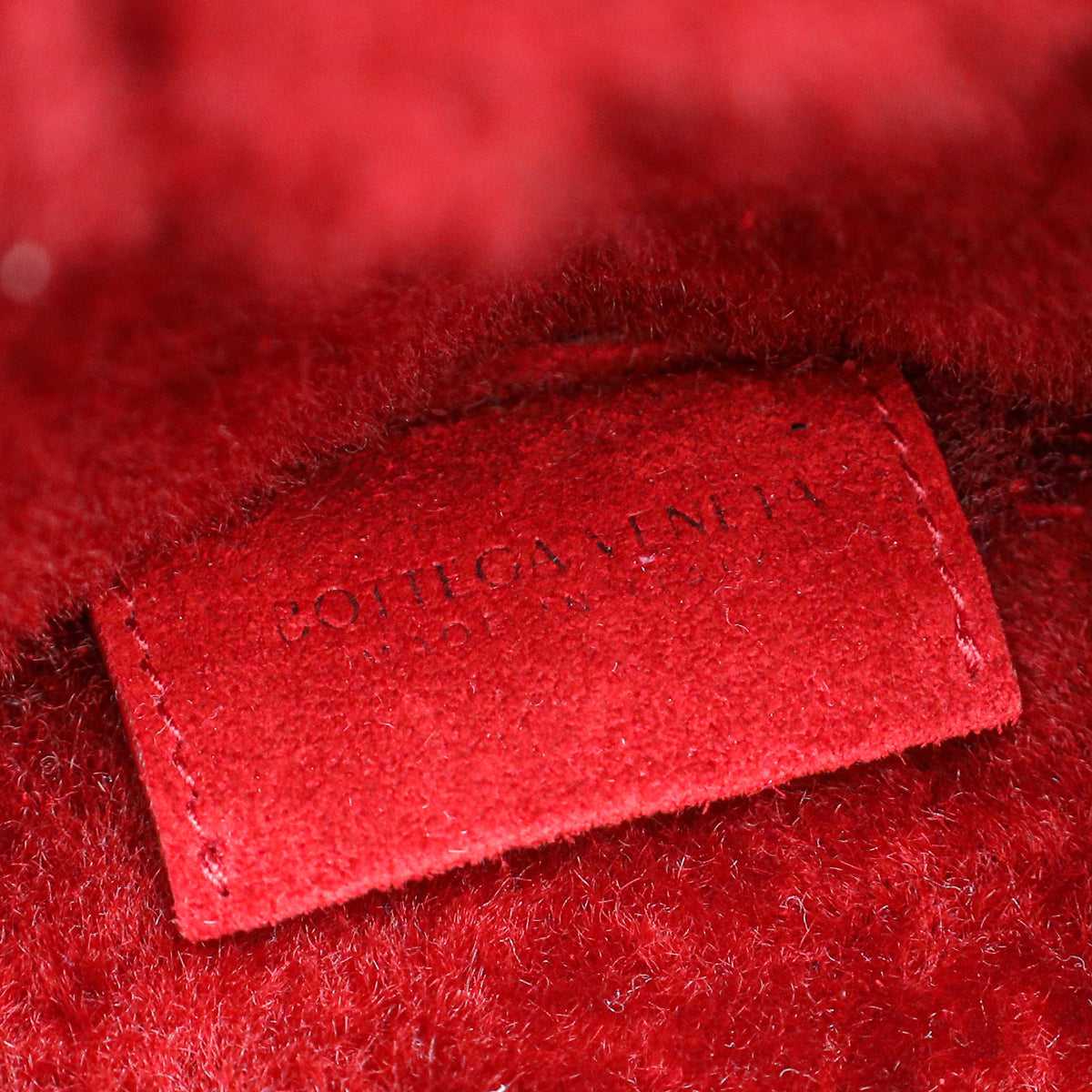 Bottega Veneta Red maxi Intrecciato Suede Shearling Arco Tote Small Bag