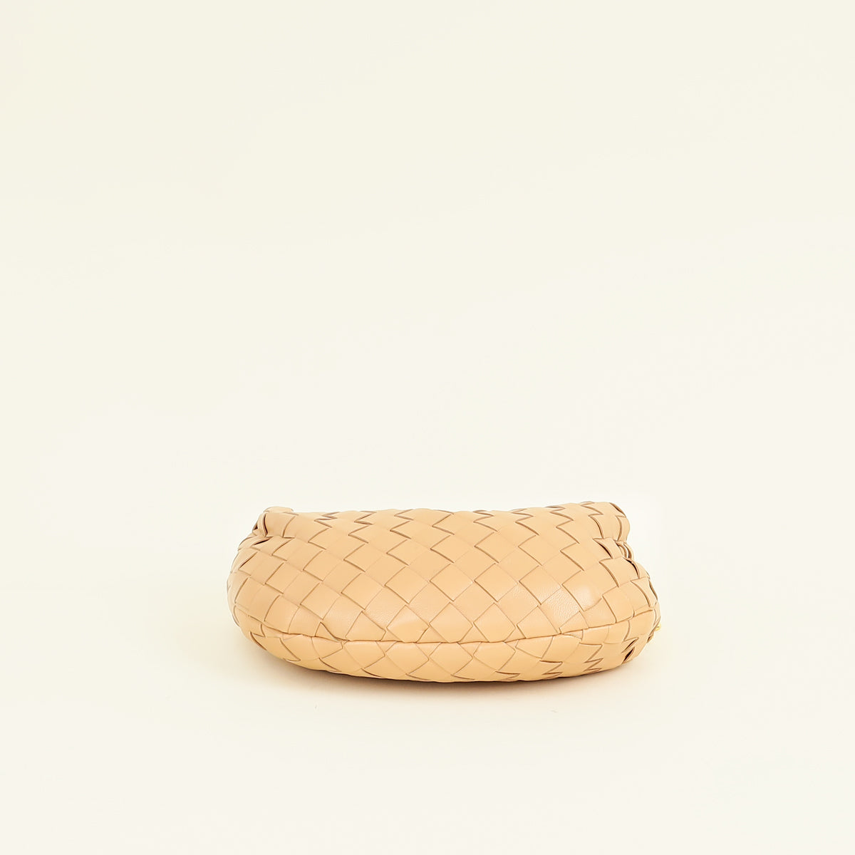Bottega Veneta　ベージュ　ショルダーバッグ Bottega Veneta Beige Intrecciato Chain Mini Jodie Bag – THE CLOSET