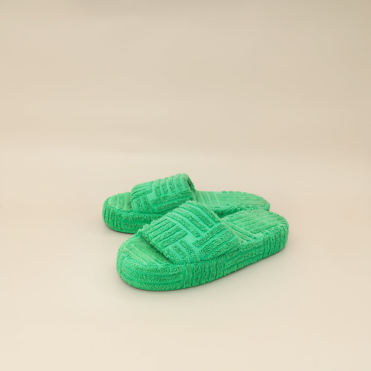 Bottega Veneta Grass Resort Sponge Slides 38 – THE CLOSET display picture 1