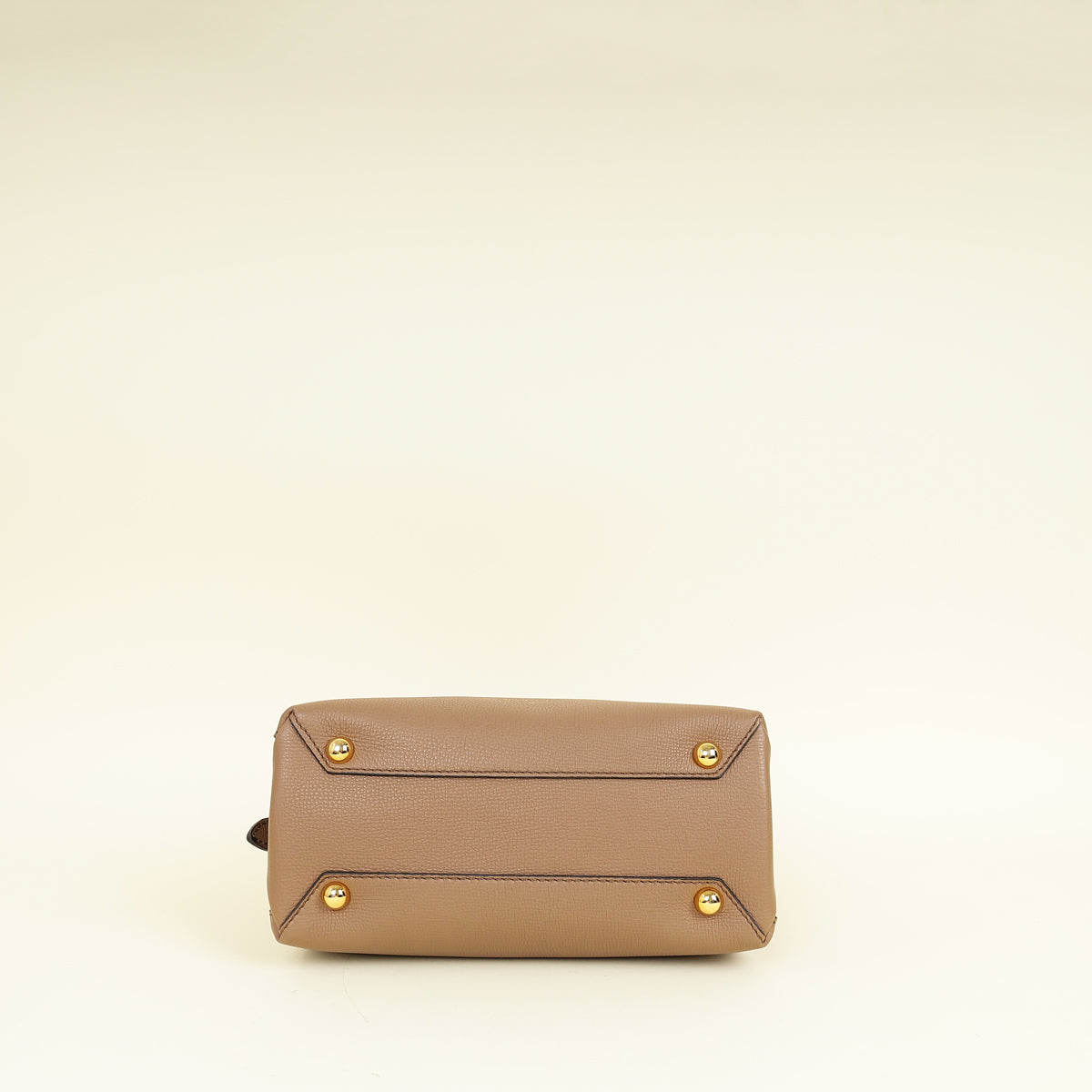 【Burberry】バッグ Burberry Dark Sand Camberley Small Top Handle Bag – THE CLOSET
