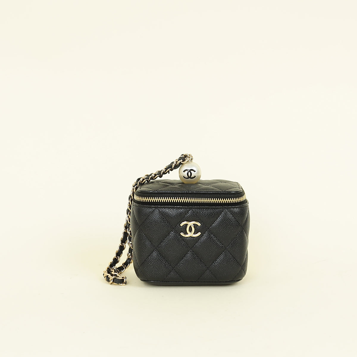 Chanel Black CC Pearl Mini Vanity Bag w/Chain – THE CLOSET