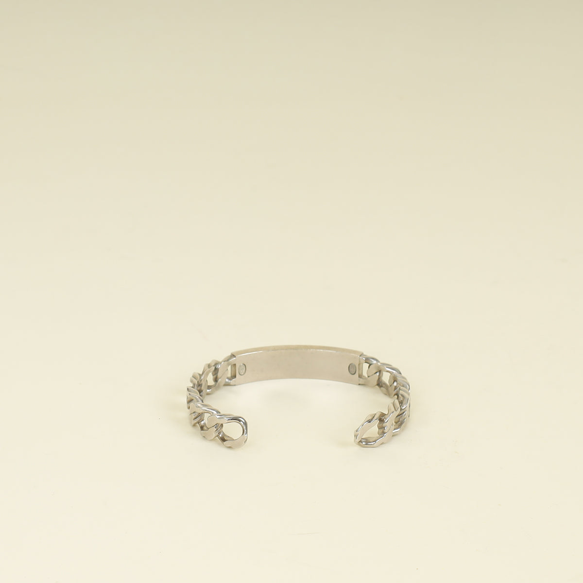 Chanel Silver CC Chain Cuff Bangle | Pre-Owned The Closet UAE