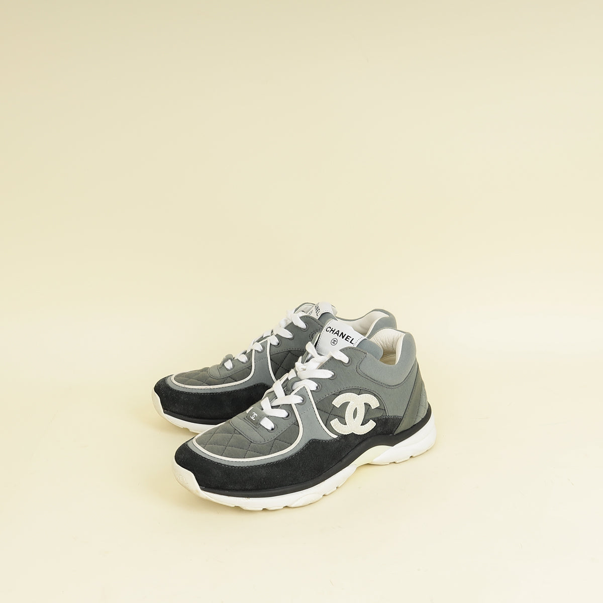 Chanel CC Logo Quilted White / Grey Suede Trainer Sneakers Chanel Shiny Calfskin Suede Quilted CC Logo Sneakers 38.5  main image 4