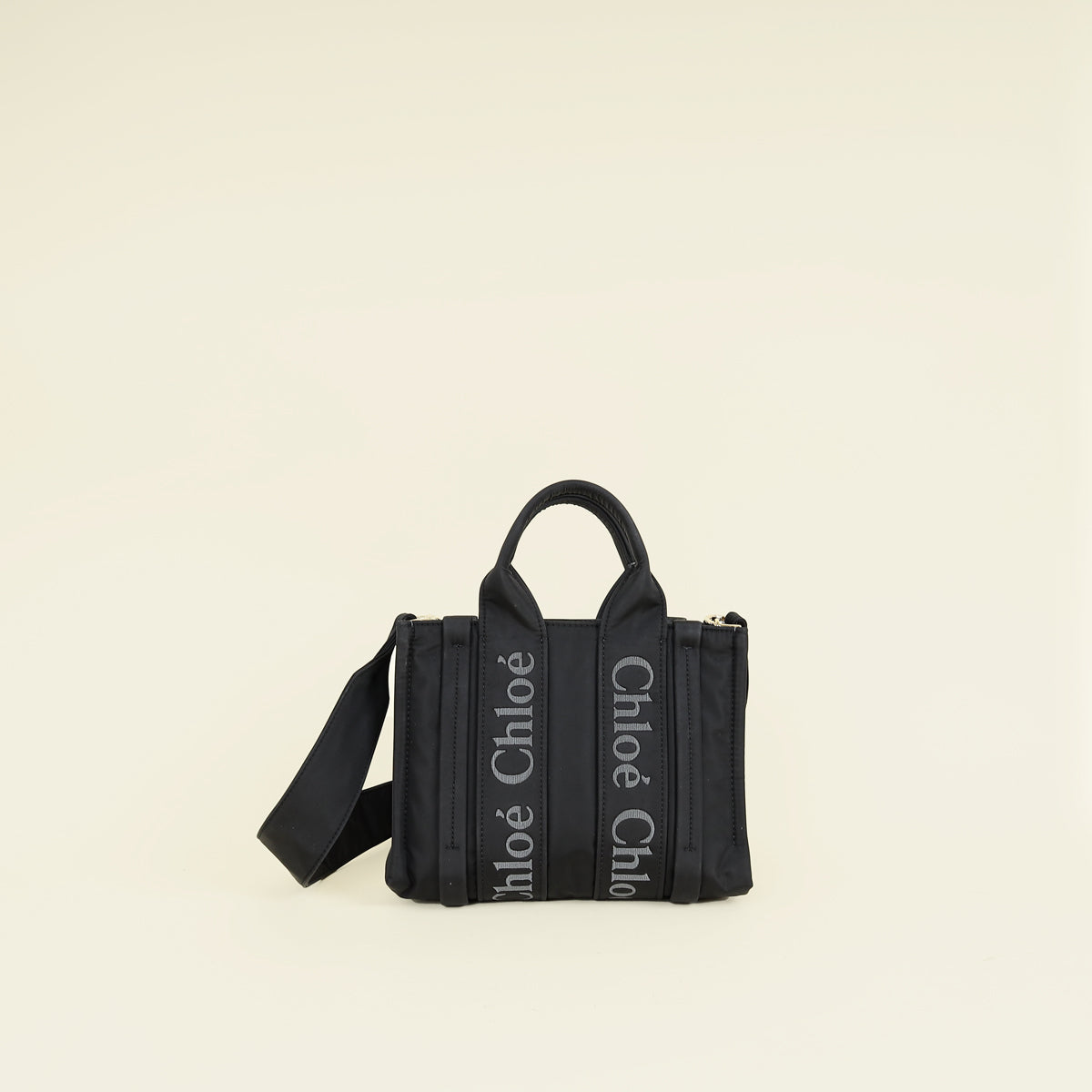 Chloe Black Nylon Woody Tote Small Bag – THE CLOSET