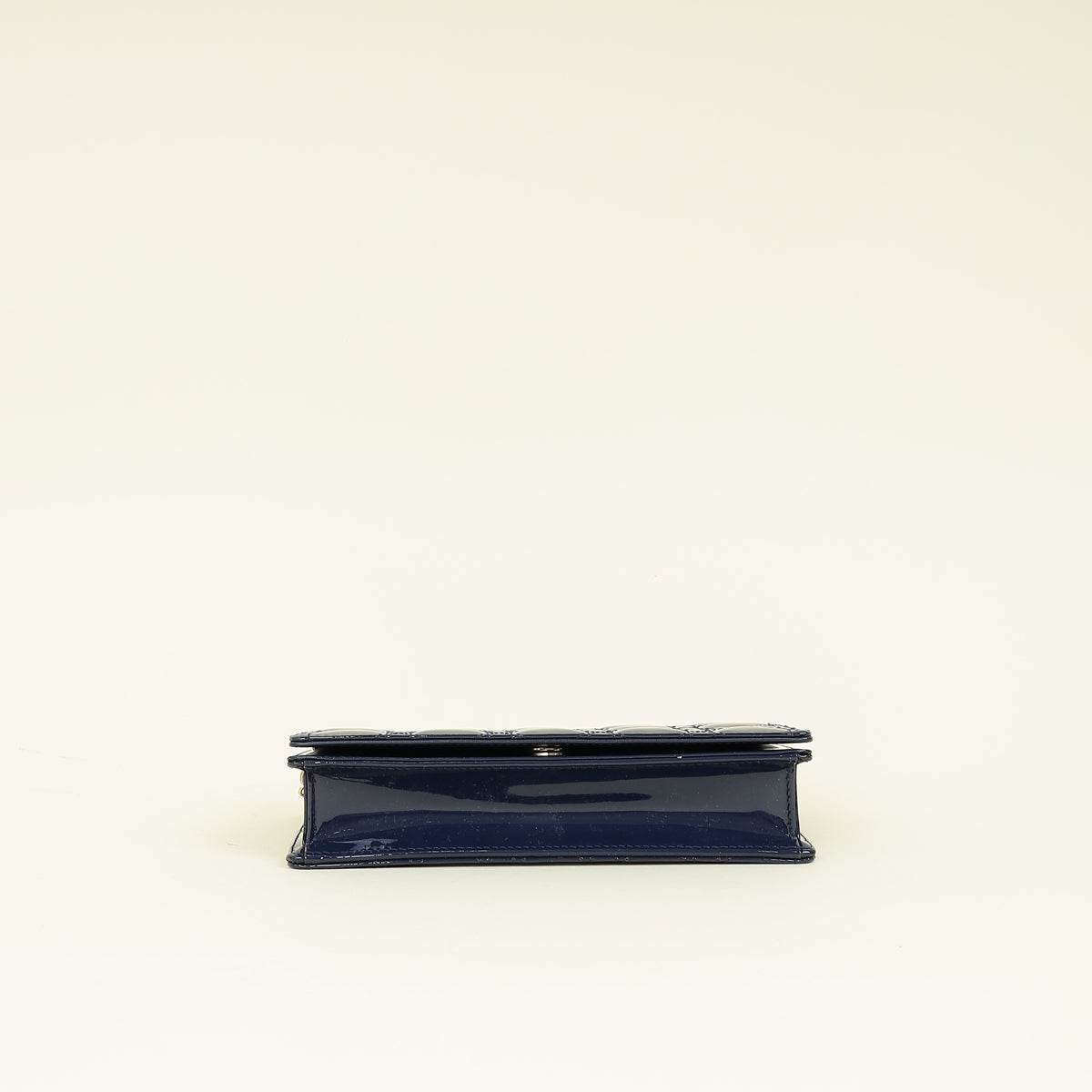 Christian Dior ネイビー クラッチバッグ Christian Dior Navy Lady Dior Pouch on Chain – THE CLOSET