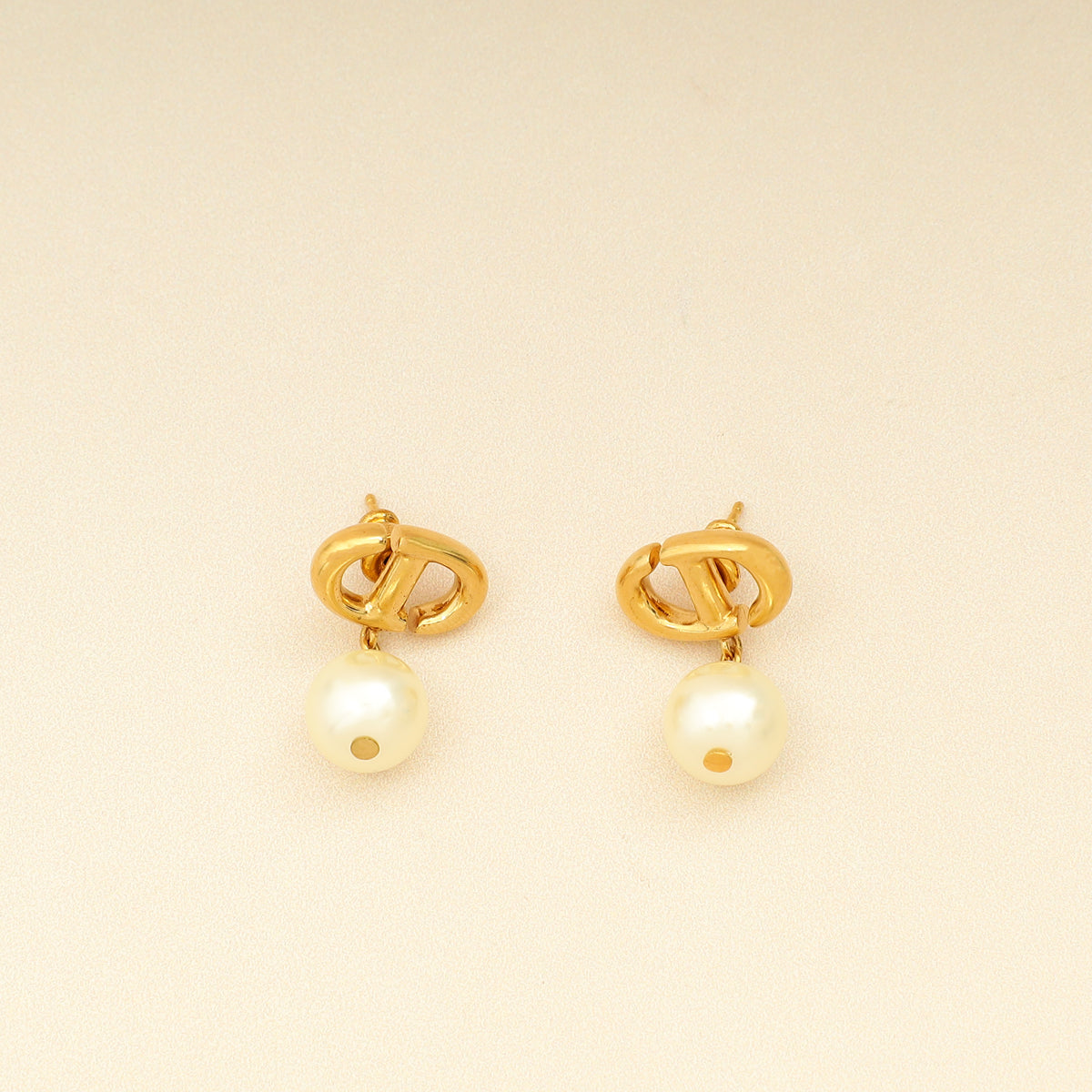 Christian Dior Gold CD Navy Earrings – THE CLOSET
