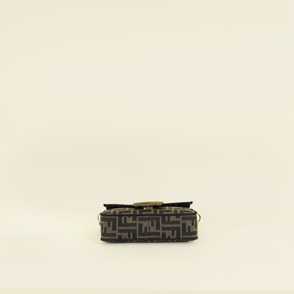fendi tobacco bag Zucca Canvas Boston 8BL095 This item is in fair pre Fendi Tobacco Zucca Coated Canvas