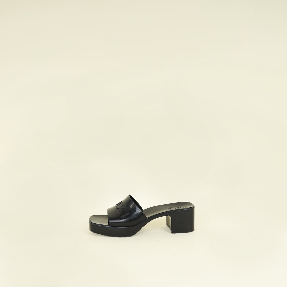 Gucci Black Logo Slide Sandals, Authentic Gucci Black Logo Rubber Slide Sandal 38 – THE CLOSET main image 2