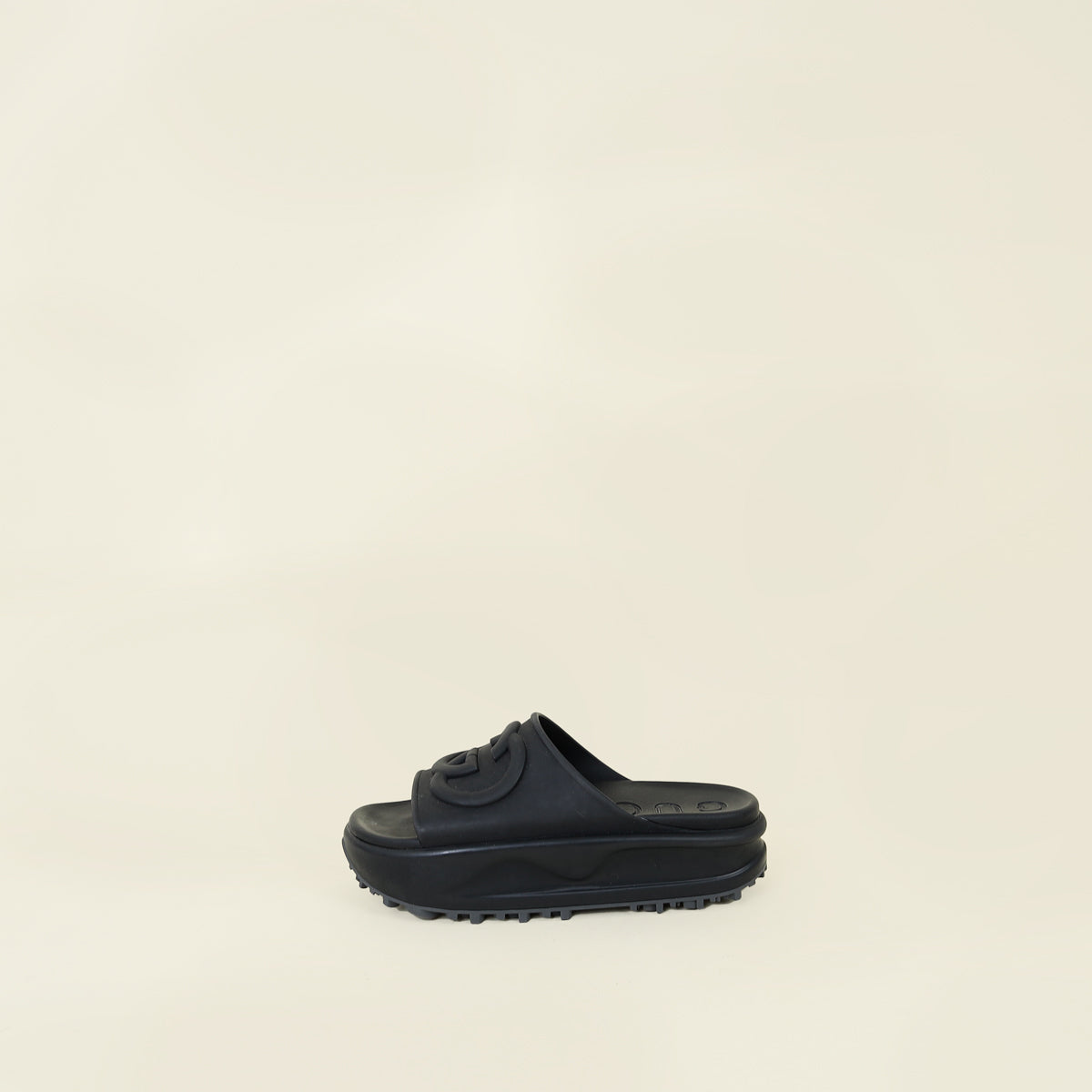 Gucci Black GG Oversize Slide Sandal 39 – THE CLOSET