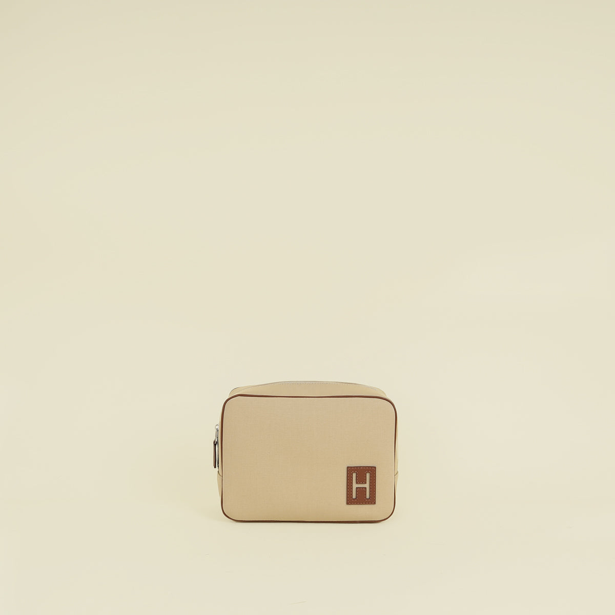Hermes Naturel Chapitre Case, Small Model – THE CLOSET