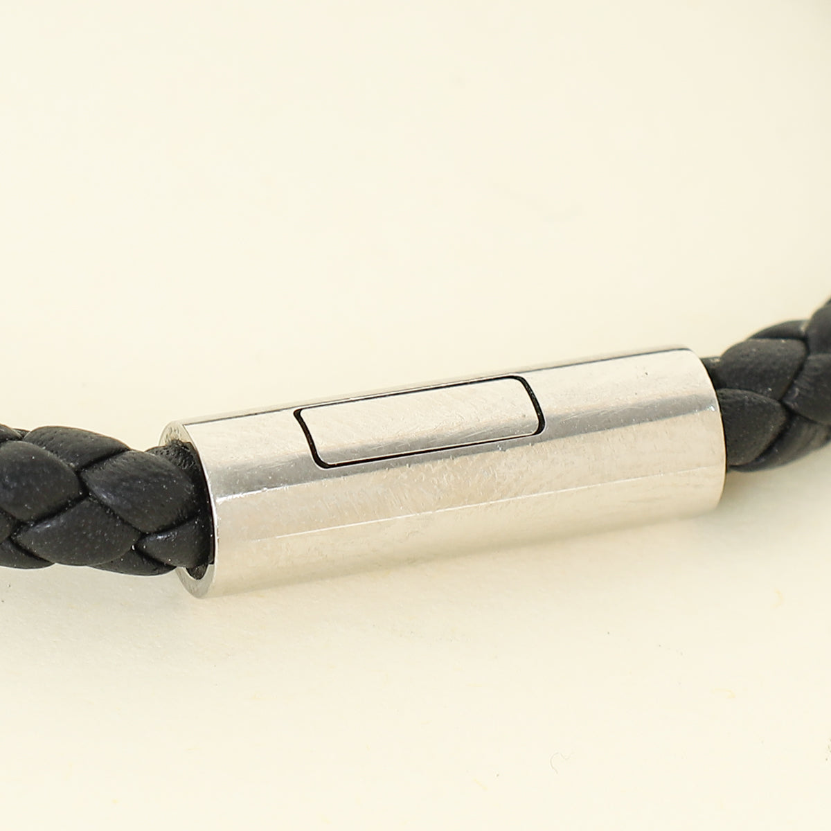 Hermes Noir Braided Leather Bracelet – THE CLOSET