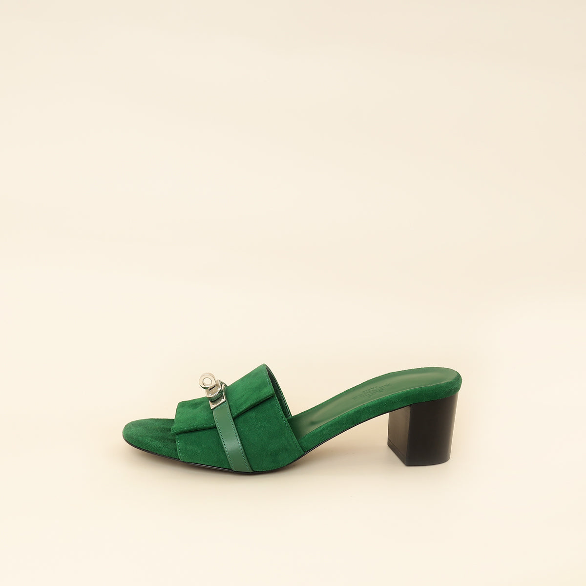 Hermes Vert Electrique Gigi 50 Sandals 39 – THE CLOSET