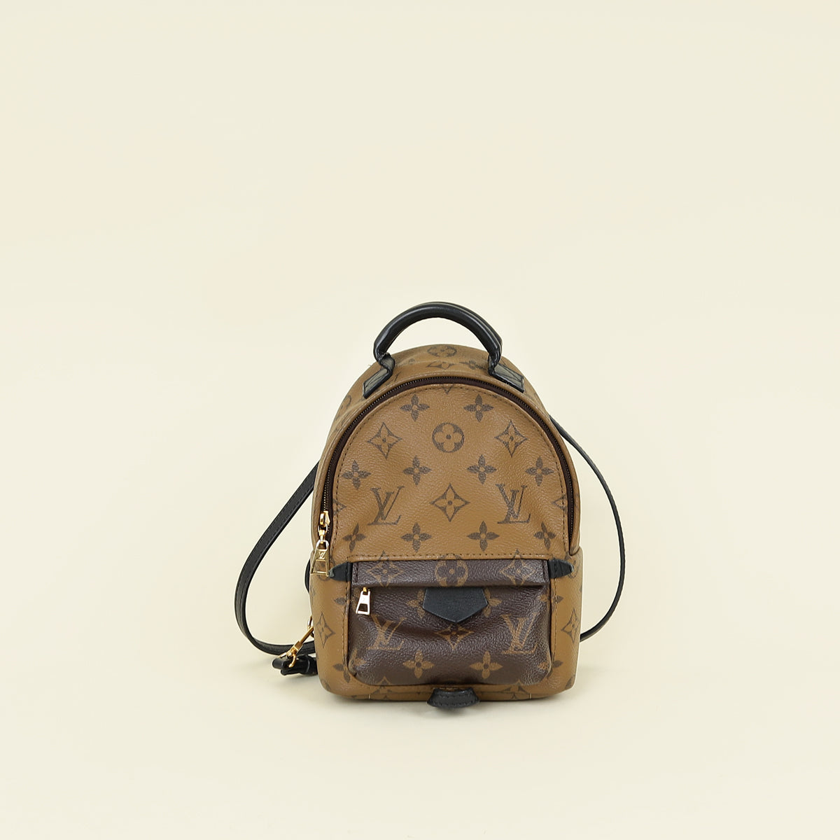 louis vuitton backpack sell Special Edition Multi Pocket Monogram LSC INC Top zipper closure Louis Vuitton Backpacks for Men