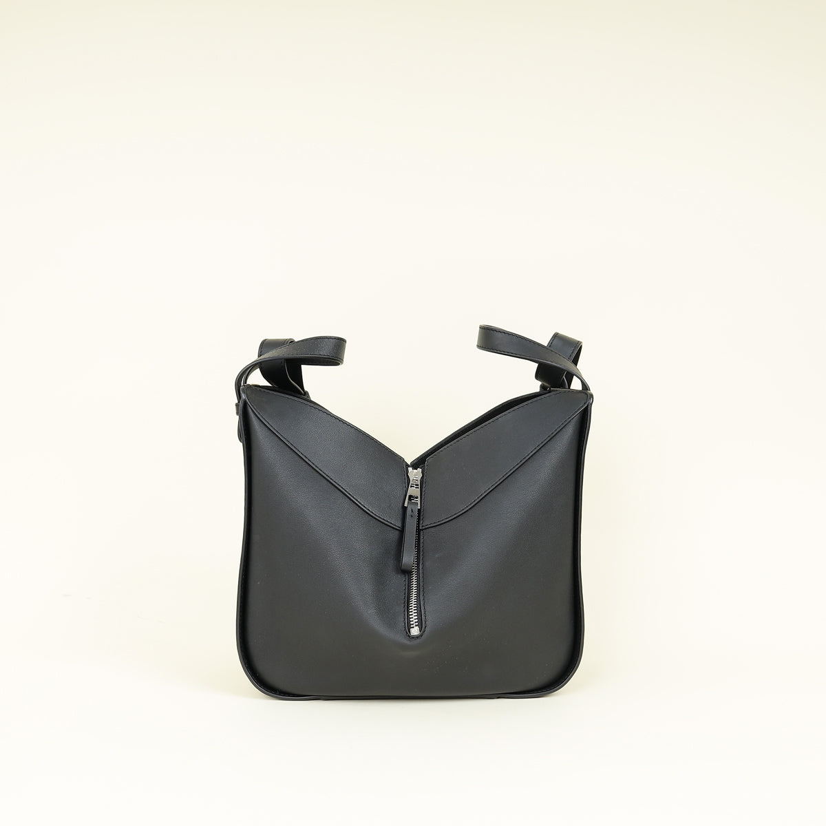 Loewe Black Hammock Small Bag – THE CLOSET