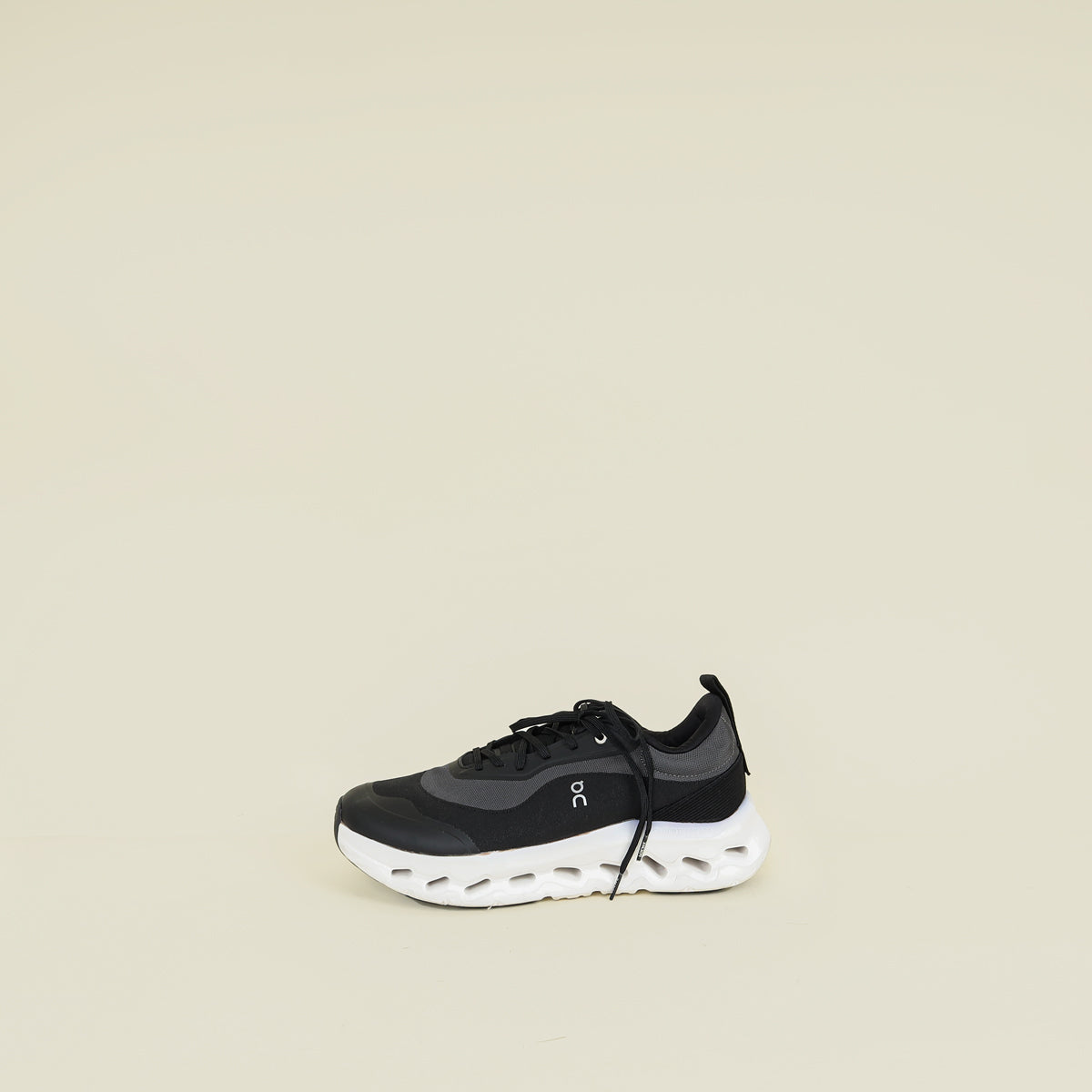 Loewe Black x Cloudtilt 2.0 Sneaker 45 – THE CLOSET