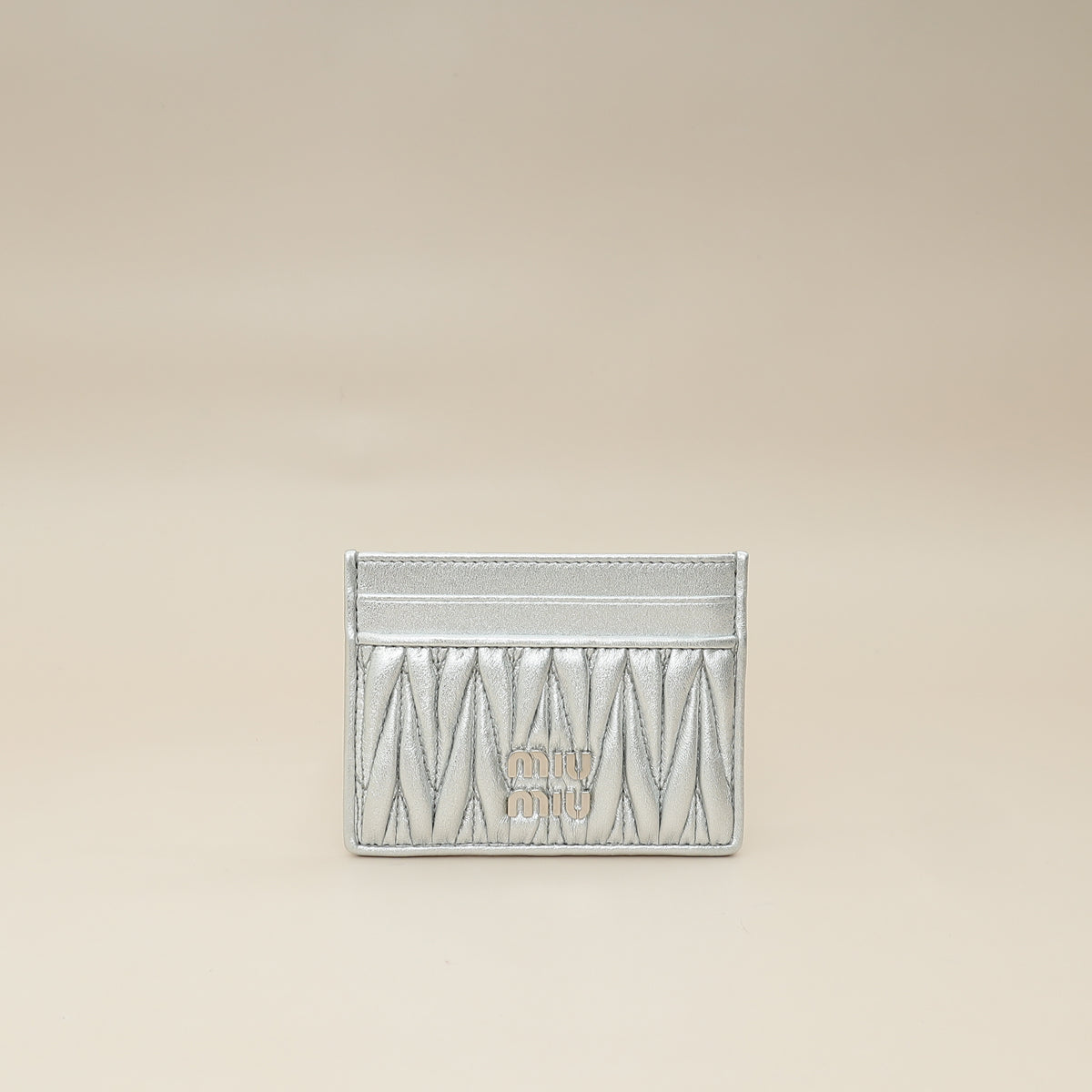 Miu Miu Metallic Silver Matelassé Nappa Card Holder – THE CLOSET