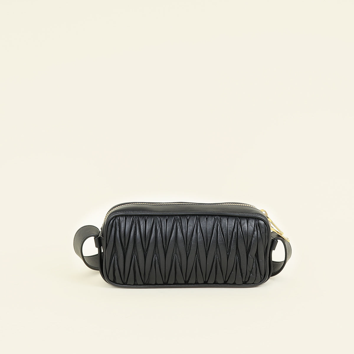 Miu Miu Black Matelasse Nappa Shoulder Bag – THE CLOSET