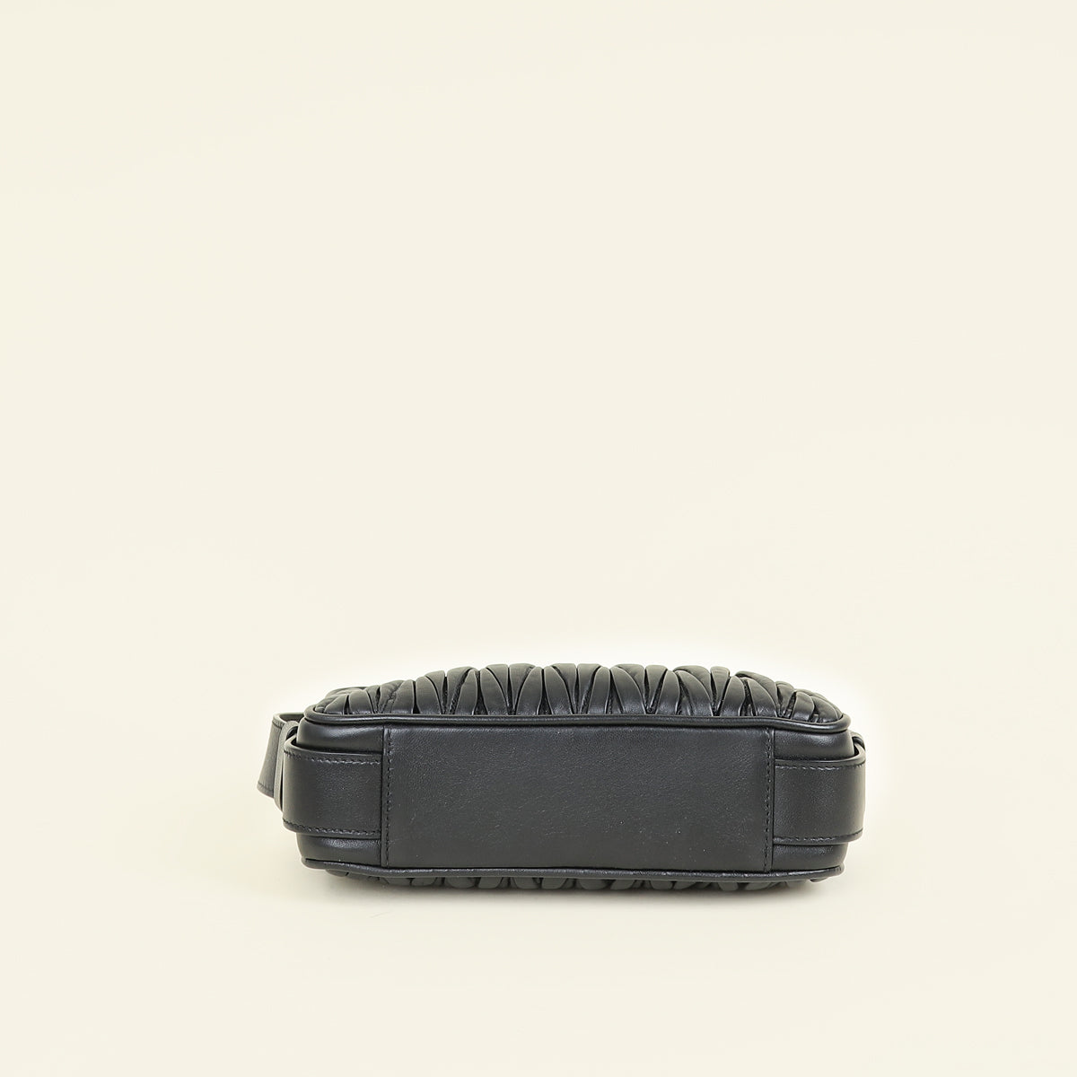 Miu Miu Black Matelasse Nappa Shoulder Bag – THE CLOSET