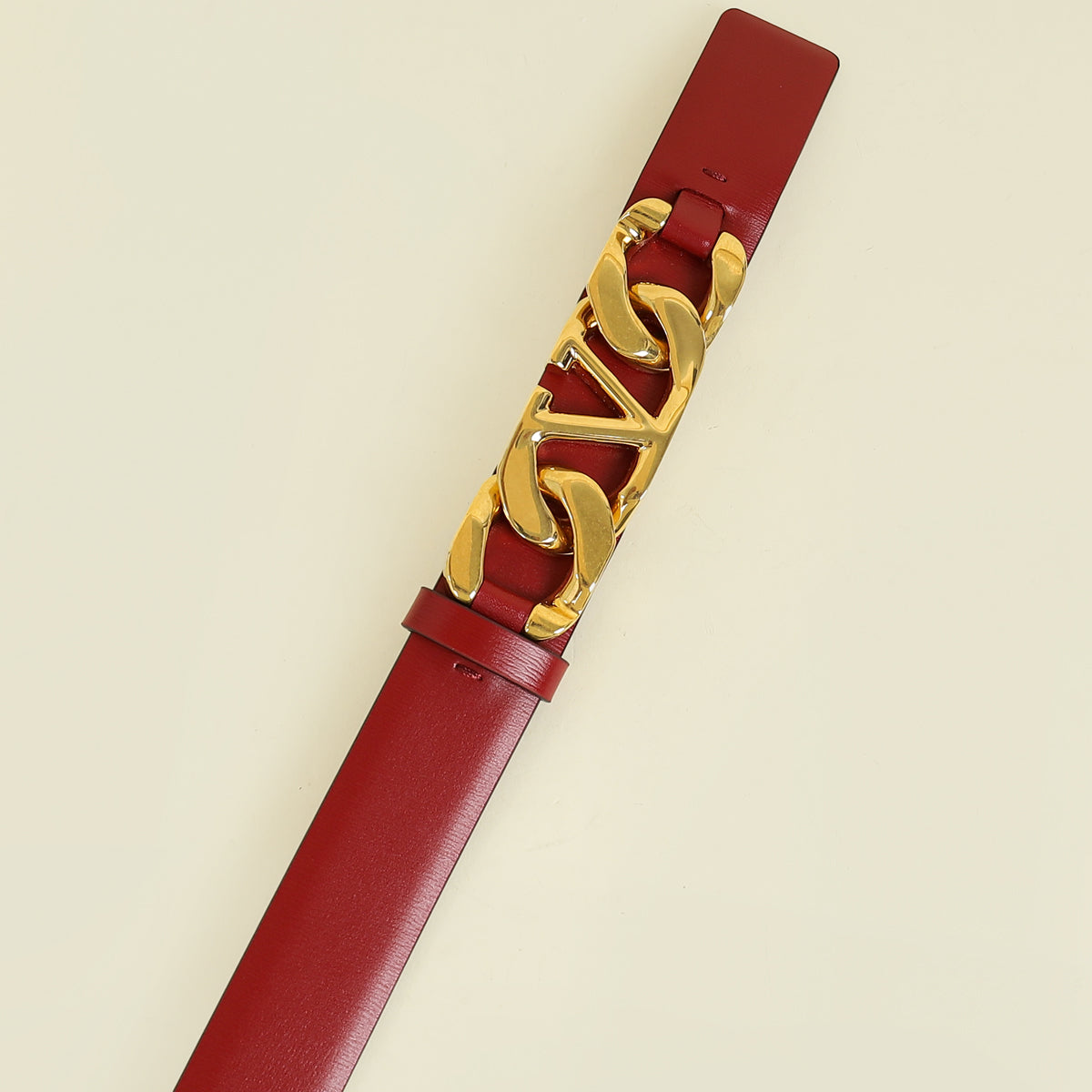 Valentino Red Vlogo Chain Belt 38 – THE CLOSET display picture 2