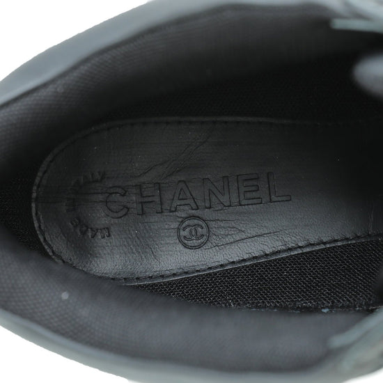 Chanel - Chanel Bicolor CC Sneaker 44 | The Closet