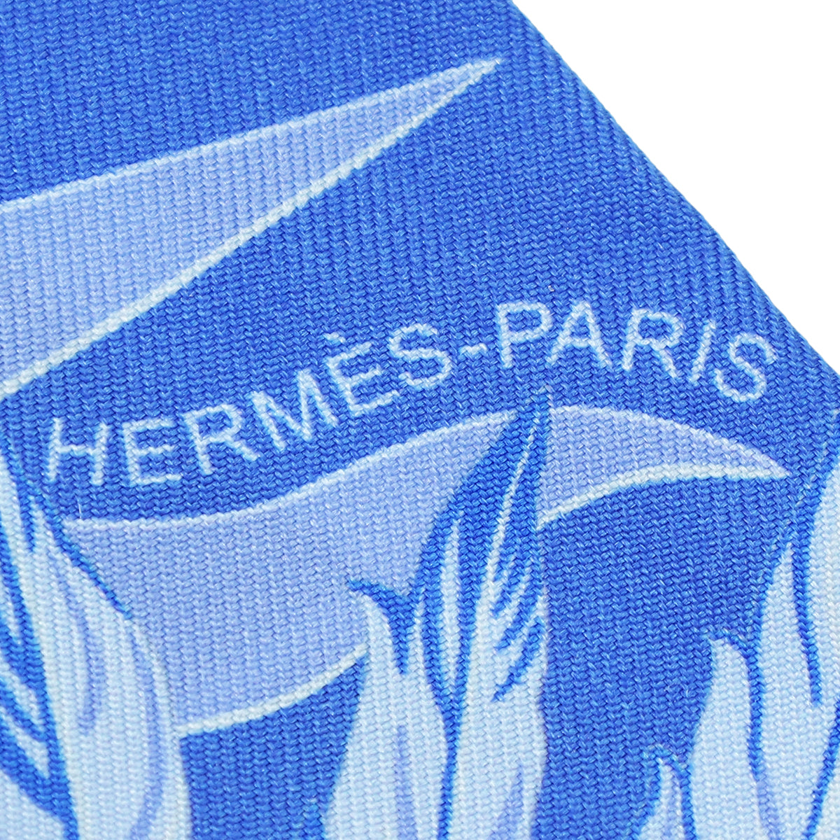 Hermes Bicolor Cheval Phoenix Silk Twilly