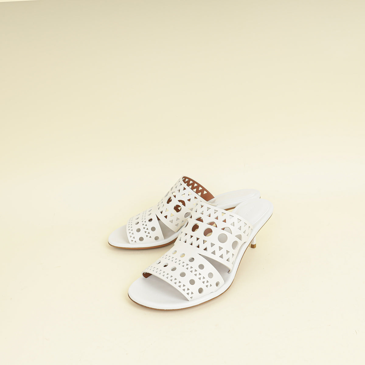 Alaïa Blanc Casse Laser Cut  Mules 39