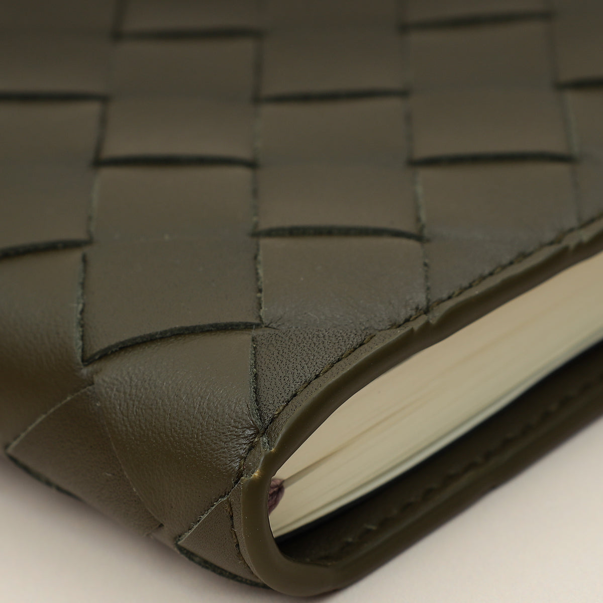 Bottega Veneta Kaki Intrecciato Notebook Medium Cover-Bottega Veneta-THE CLOSET
