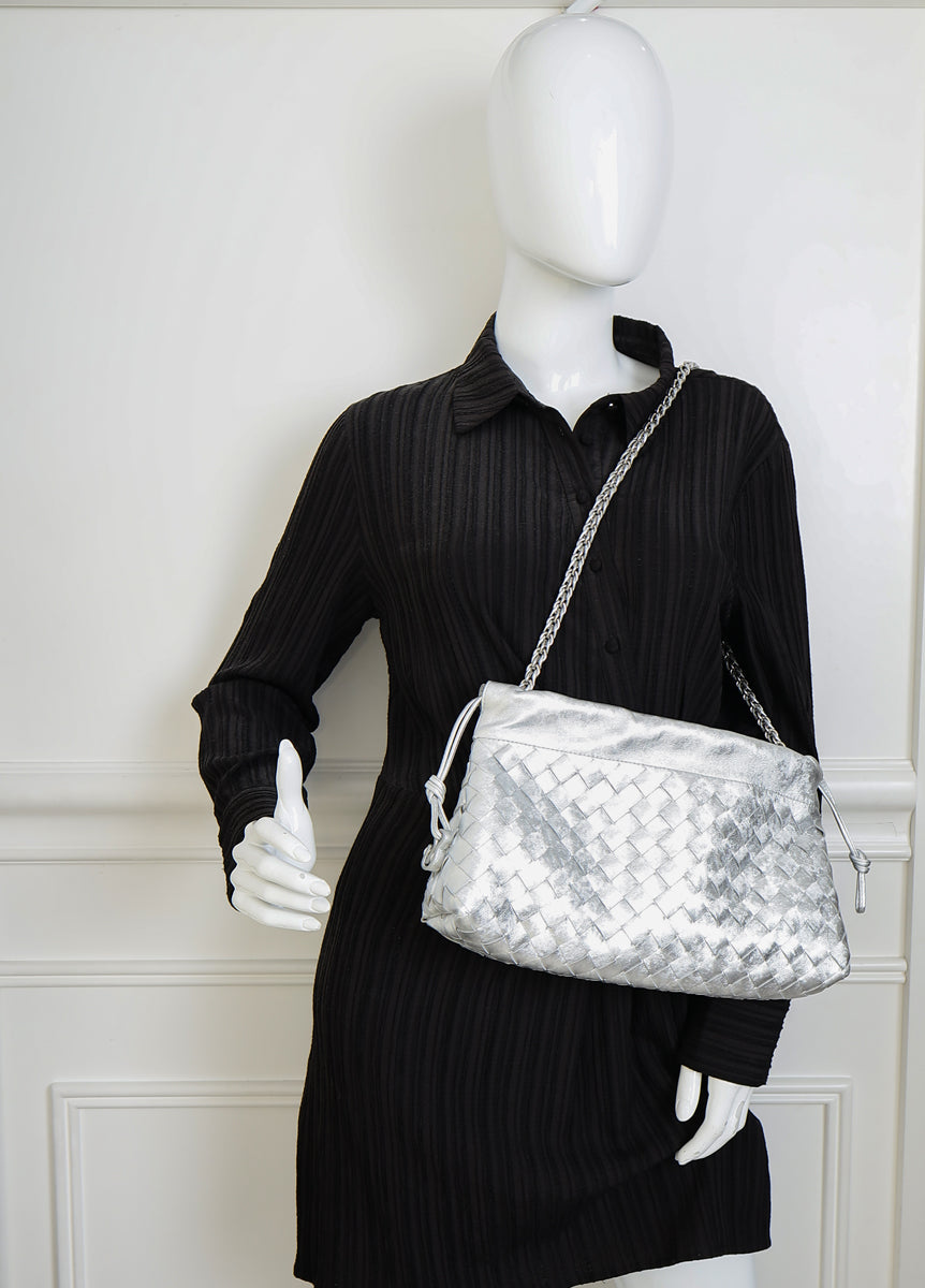 Bottega Veneta Metallic Silver Dustbag Notte Bag – THE CLOSET