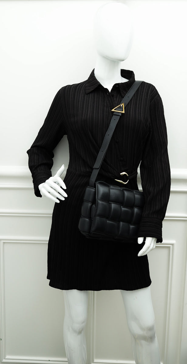 Bottega Veneta Black Maxi Intrecciato Padded Cassette Classic Bag