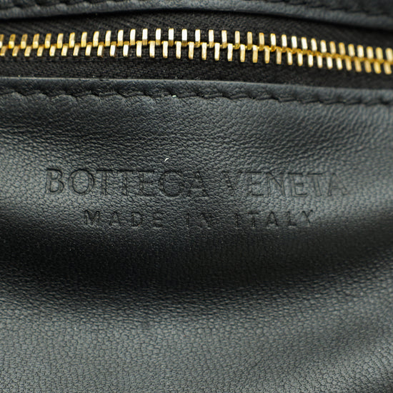 Load image into Gallery viewer, Bottega Veneta Black Maxi Intrecciato Padded Cassette Classic Bag
