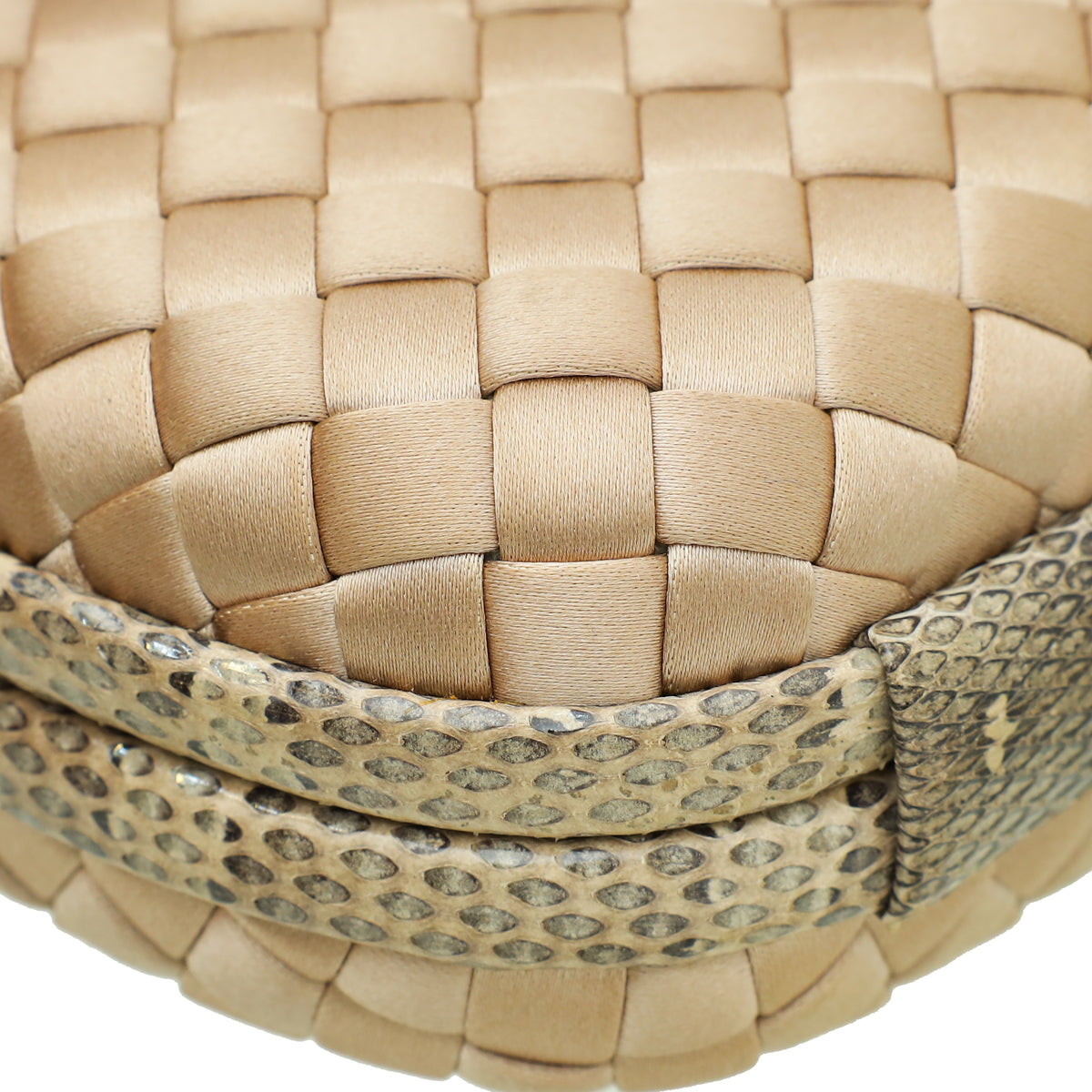 Bottega Veneta Beige Knot Intrecciato Silk Chain Clutch Bag