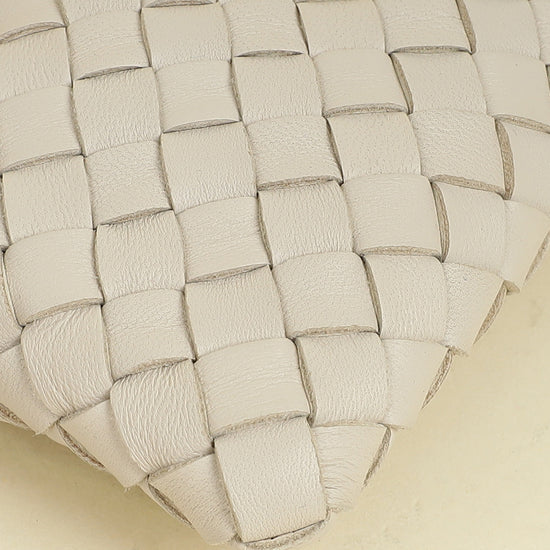 Bottega Veneta Ivory Intrecciato Zipped Pouch on Strap
