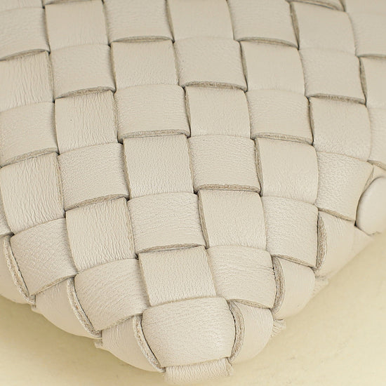 Bottega Veneta Ivory Intrecciato Zipped Pouch on Strap