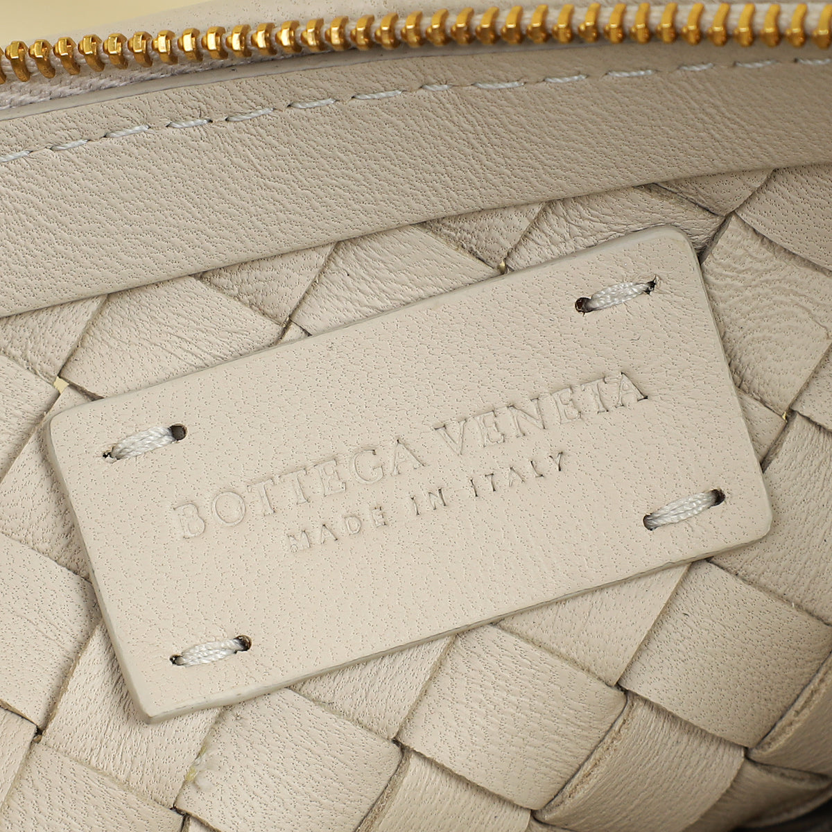 Bottega Veneta Ivory Intrecciato Zipped Pouch on Strap