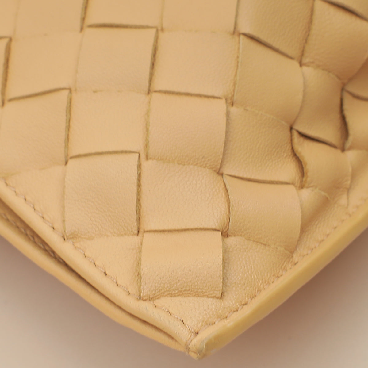 Bottega Veneta Beige Intrecciato Twist Clutch-Bottega Veneta-THE CLOSET