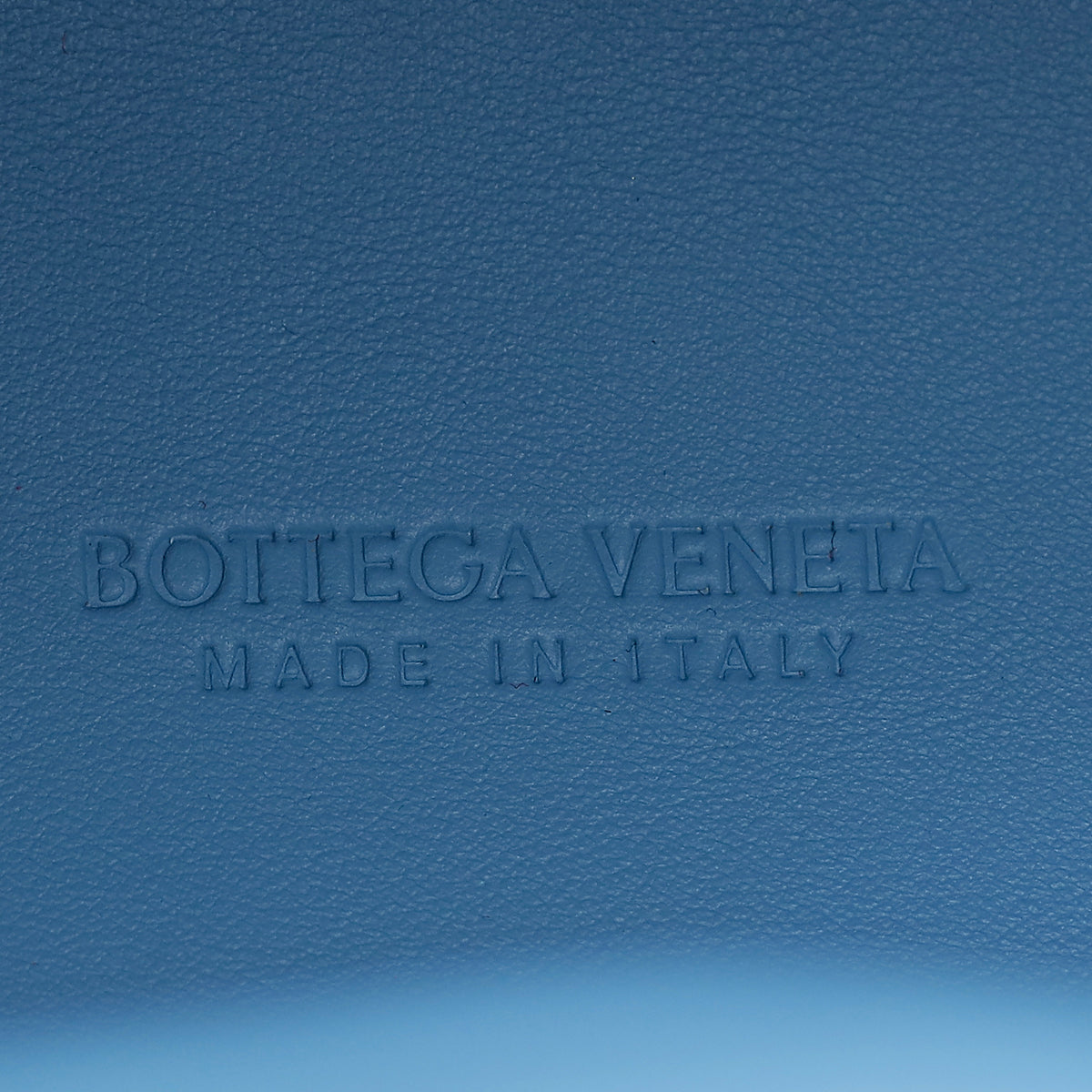 Bottega Veneta Bicolor Textured Fabric Medium The Point Triangle Bag