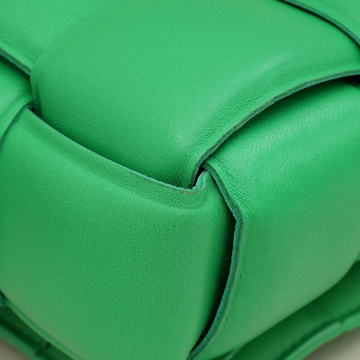 Bottega Veneta Parakeet Padded Chain Classic Cassette Bag-Bottega Veneta-THE CLOSET