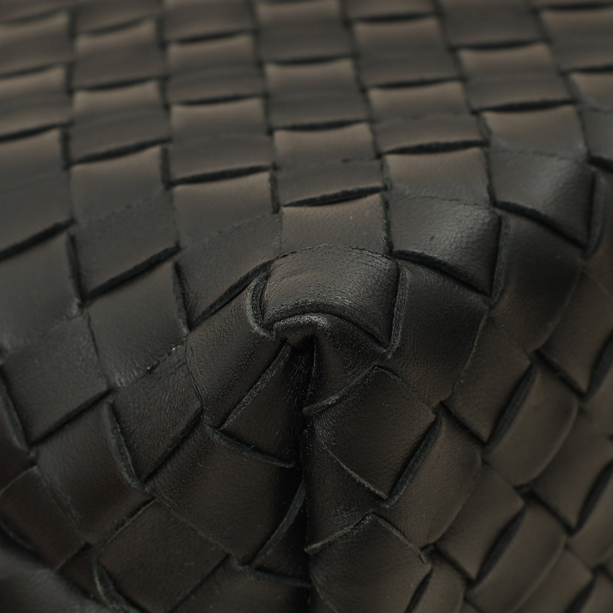 Bottega Veneta Black Intrecciato Andiamo Small Tote Bag-Bottega Veneta-THE CLOSET