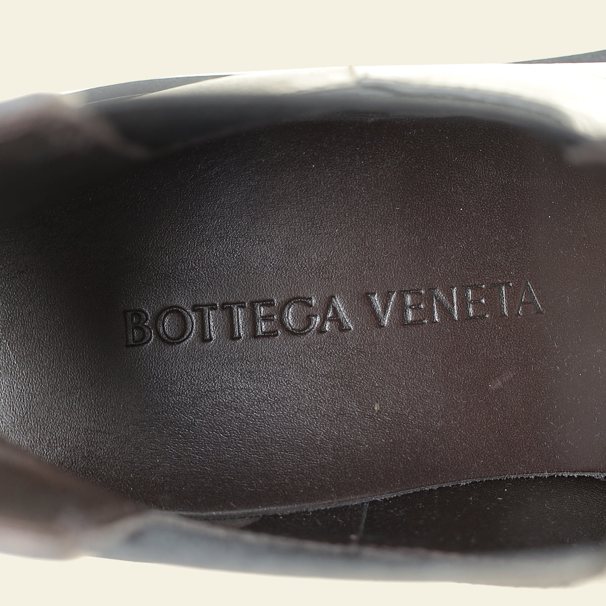 Bottega Veneta Black Lug Chelsea Ankle Boot 41 – THE CLOSET