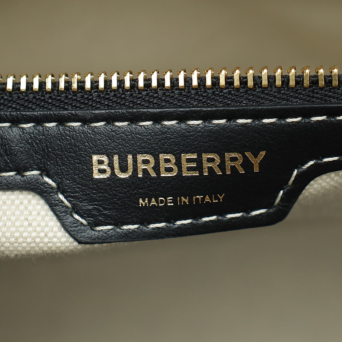 Burberry Bicolor Pocket Tote Medium Bag