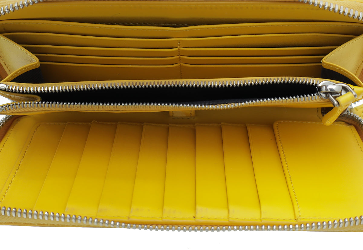 Burberry 2024 wallet yellow