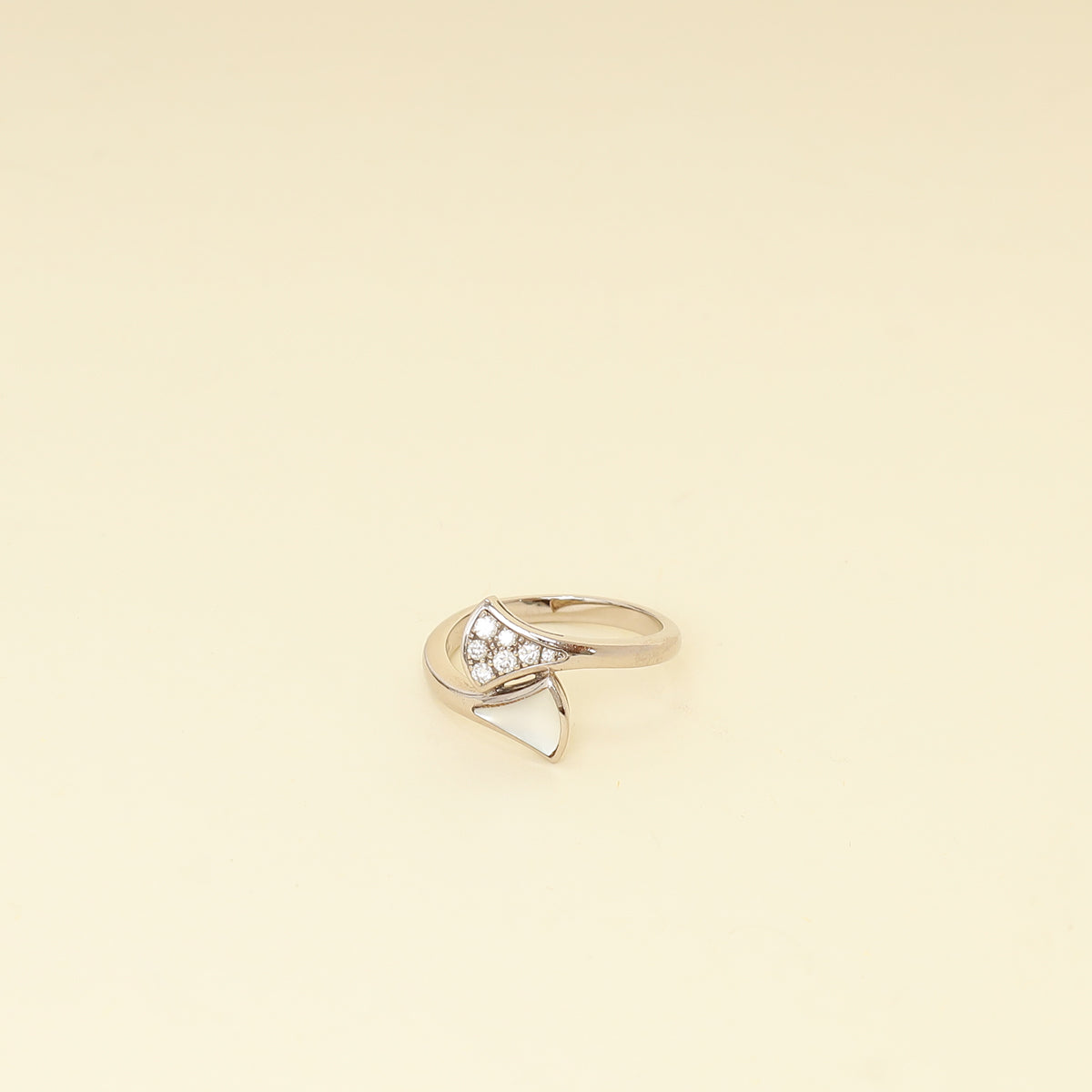 Bvlgari 18K White Gold Diamond MOP Diva's Dream Ring 51-Bvlgari-THE CLOSET