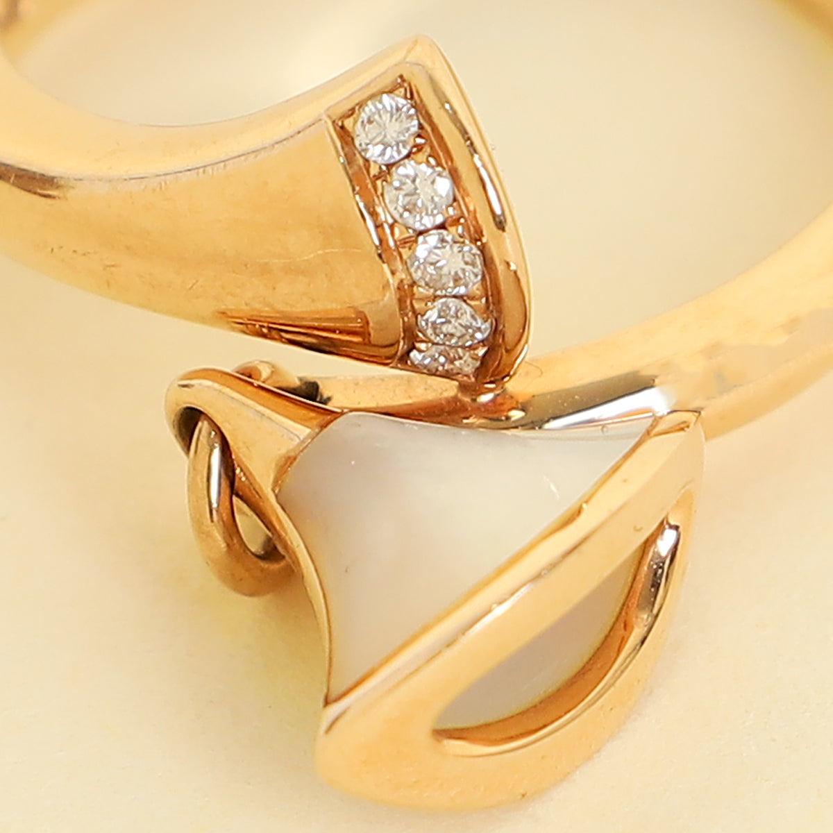 Bvlgari 18K Pink Gold Diamond MOP Diva's Dream Ring 49