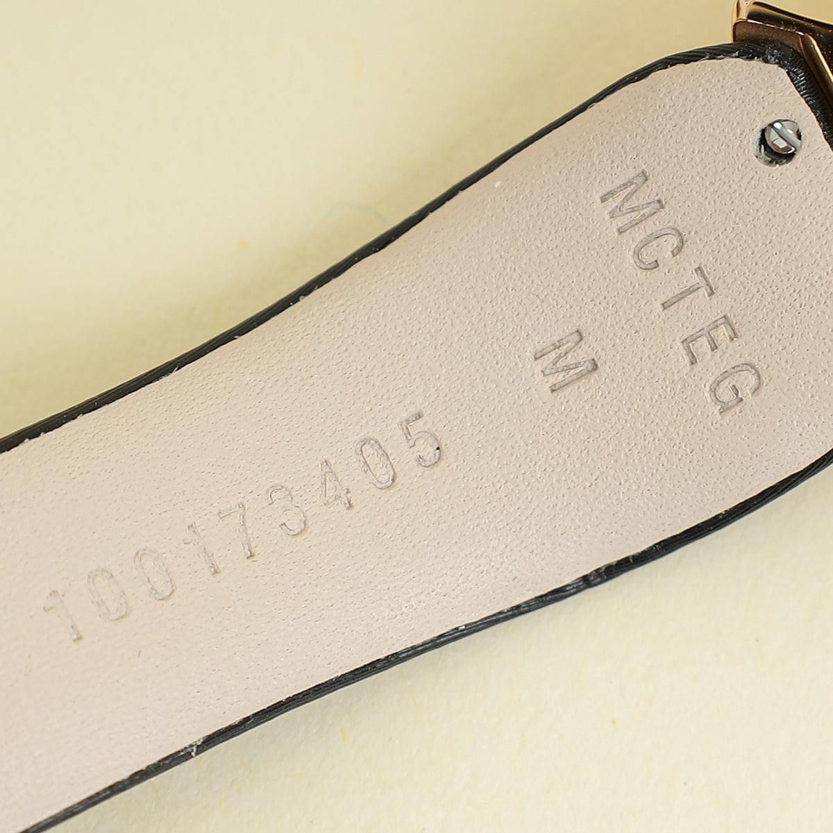 Bvlgari 18K Rose Gold Divas Dream MOP Diamond Dial 30mm Quartz Movement Watch