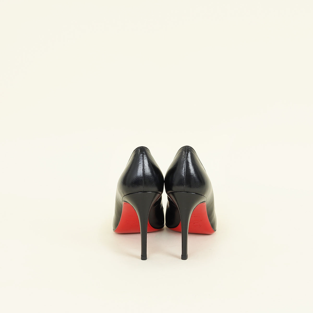 Christian Louboutin Black Simple Pump 38 – THE CLOSET
