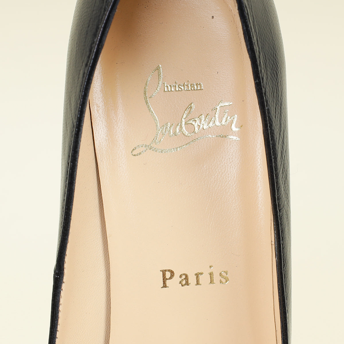 Christian Louboutin Black Simple Pump 38 – THE CLOSET