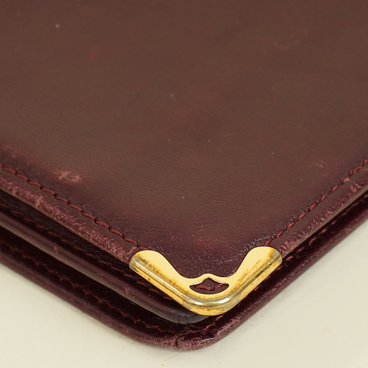 Cartier Burgundy Must De Cartier International Wallet