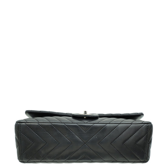 Chanel Black Chevron Classic Maxi Single Flap Bag