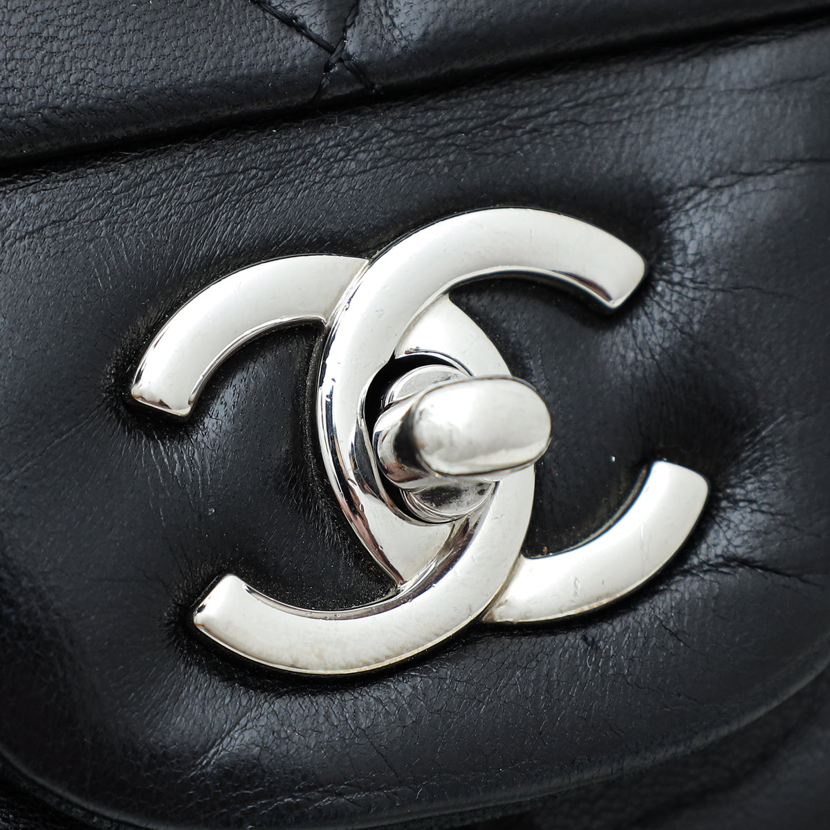 Chanel Black CC Classic Single Flap Jumbo Bag – The Closet