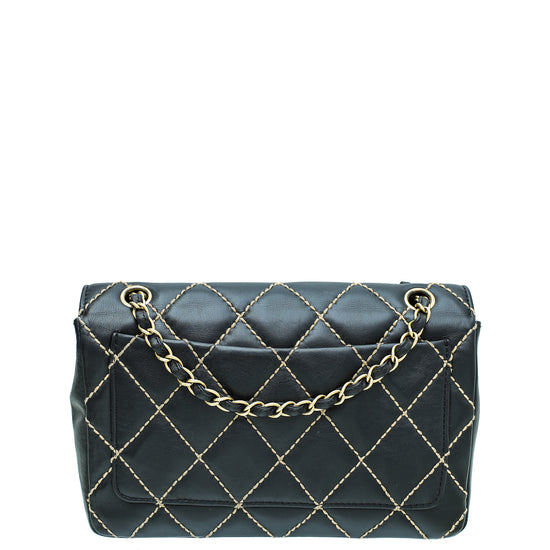 Giftable Vintage Chanel Black Quilted Lambskin Full Single Flap Shoulder Bag with 24K Gold Plated Hardware 3981785 072623